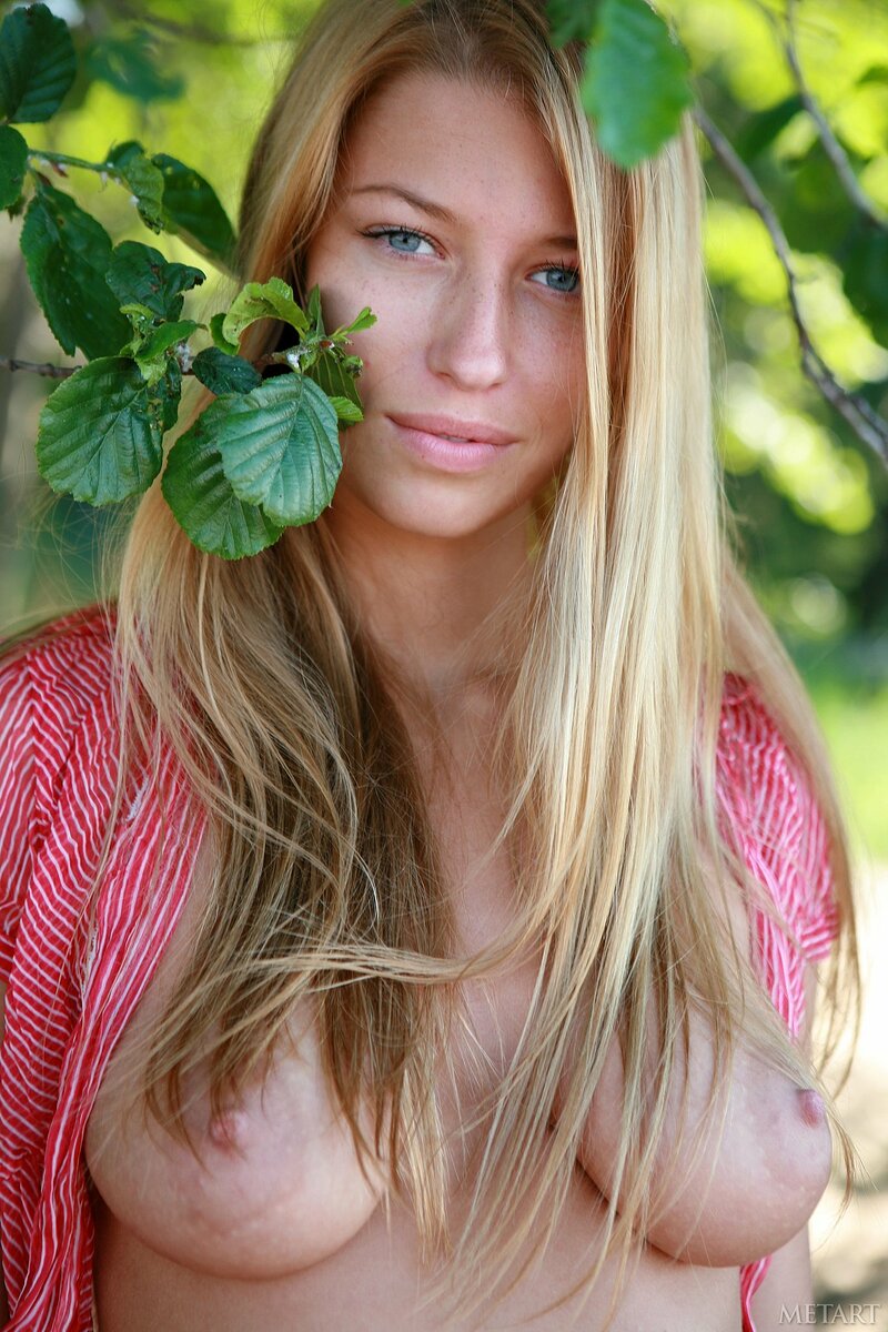 Гульнара, 25